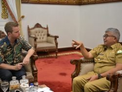Terima Kunjungan Penasehat Politik Kedubes Inggris, Pj Gubernur Jamin Aceh Aman