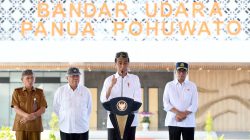 Presiden Jokowi meresmikan Bandara Panua Pohuwato, di Kabupaten Pohuwato, Gorontalo, Senin (22/04/2024). (Foto: BPMI Setpres)