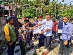 Baitul Mal Aceh Salurankan Bantuan Kebakaran di Kecamatan Kluet Tengah