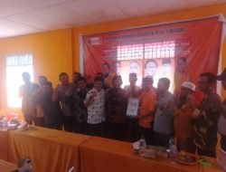 Serahkan Formulir Pendaftaran, Raidin Pinim Harap Dukungan Penuh Partai Hanura 