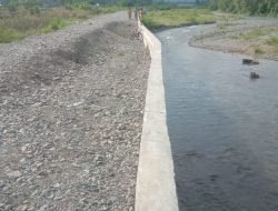 Masyarakat Minta APH Panggil Rekanan Proyek Rekonstruksi Perkuatan Tebing Sungai Lawe Bulan Tahun 2023