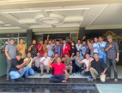 Tgk Amran Sampaikan Visi Misi dan Uji Baca Alquran di Partai Aceh