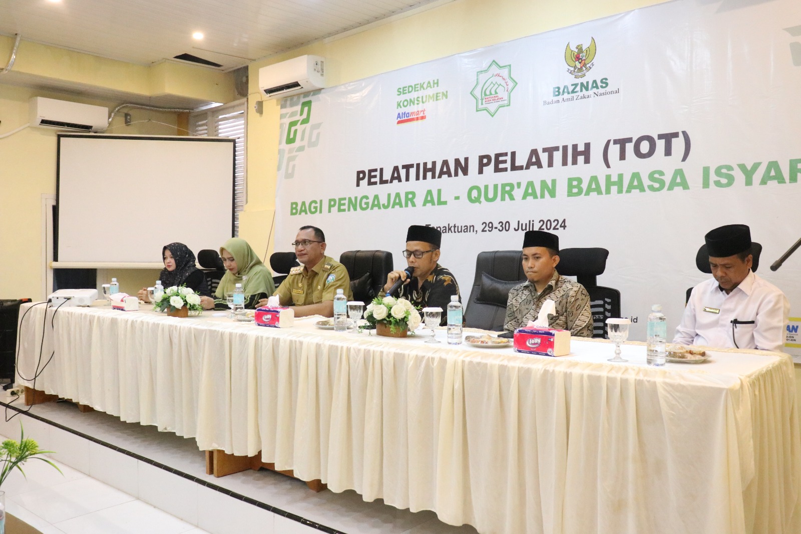 Pelatihan pengajar Al-Qur’an Bahasa Isyarat bagi penyandang disabilitas