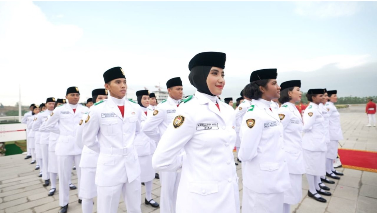 Tim Pasukan Pengibar Bendera Pusaka (Paskibraka)