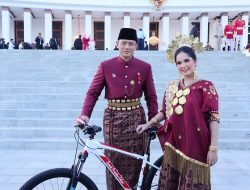 Menteri AHY Raih Penghargaan Busana Adat Terbaik di HUT ke-79 RI