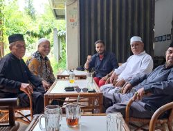 Abati Seulimum Ajak Masyarakat Aceh Bersatu Dukung Mualem-Dek Fad