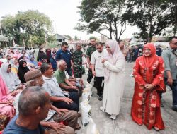 Pj Bupati dan Pj Ketua TP PKK Aceh Launching Perdana Penyaluran Cadangan Pangan