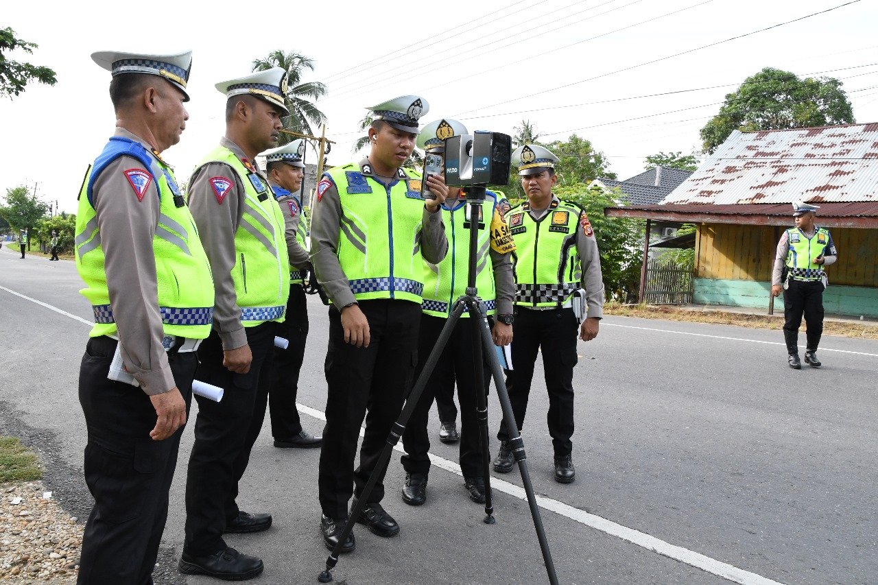 Ditlantas Polda Aceh menerapkan metode canggih, tepat, dan modern dalam menentukan sebab akibat terjadinya kecelakaan lalu lintas (laka lantas). Metode canggih tersebut bernama traffic accident analysis atau TAA.