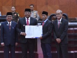 DPRA dan Pj Gubernur Tandatangani Nota Kesepakatan Perubahan KUA-PPAS 2024