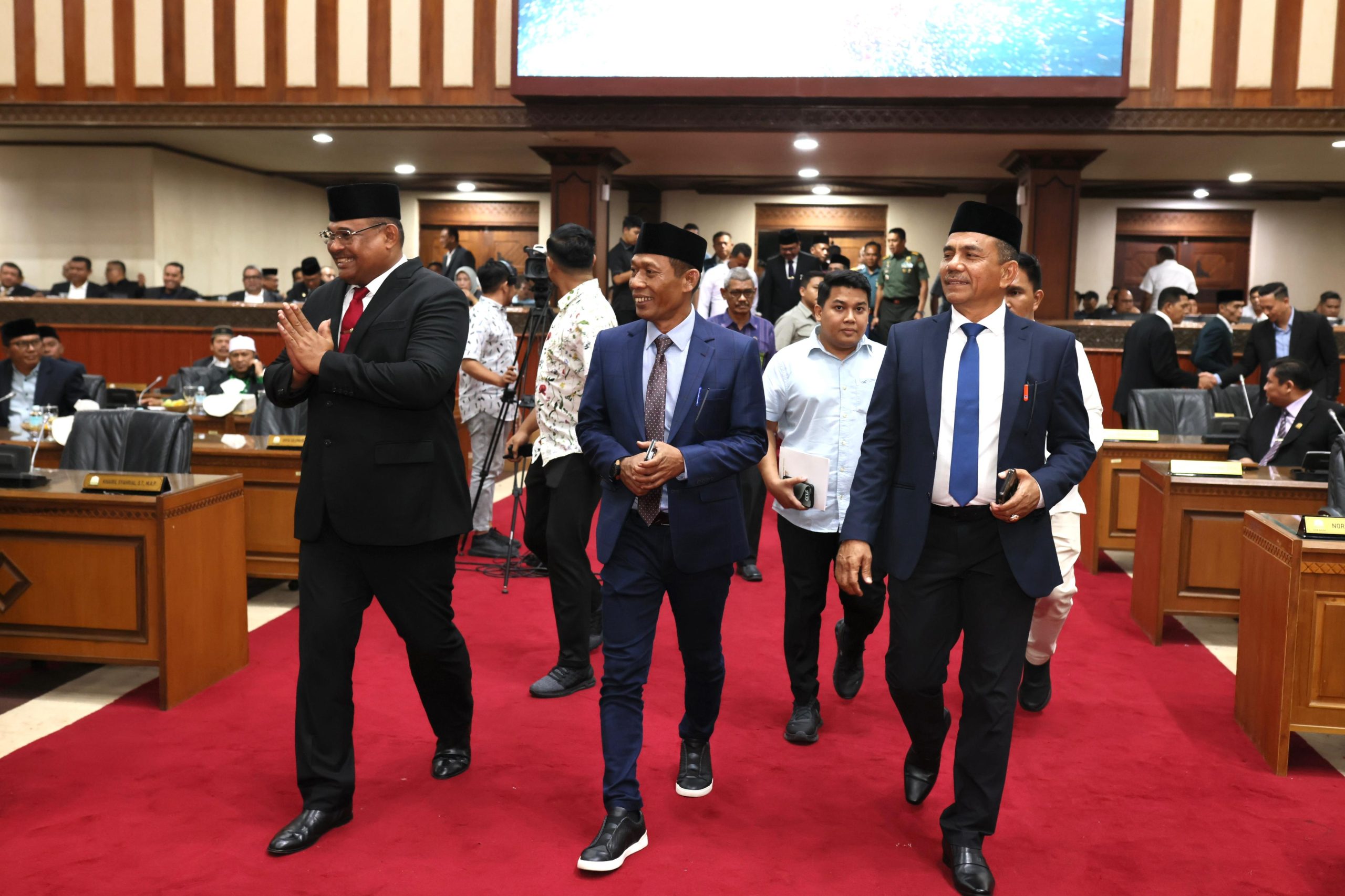 Pj Gubernur Aceh Dr, H Safrizal, ZA, M.Si mengikut Paripurna DPR Aceh Tahun 2024 dengan Agenda Penetapan Calon Pimpinan DPR Aceh Definitif , Jumat malam ,4/10/2024.
