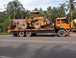 Pemerintah Aceh Kirim Alat Berat Tangani Jalan Longsor Lokop- Gayo Lues