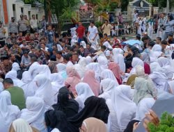 Anggota DPRK Aceh Tengah Sempat Terlibat Perdebatan dengan Pihak Keamanan saat Aksi Forum Non ASN