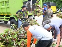 Pemkab Aceh Besar Gelar Aksi Satu Jam Pungut Sampah