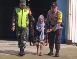 Bhabinkamtibmas dan Babinsa di Sabang Bantu Lansia ke TPS