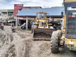 Perbaikan  Akses Jalan di Pasar Terpadu Aceh Tenggara Bukan Dari  PUPR Agara