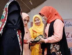 Pengurus DWP Adwil Kemendagri Borong Produk Gayo