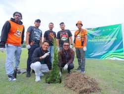 Pegadaian Bersama PT LIB Tanam Puluhan Pohon di Aceh