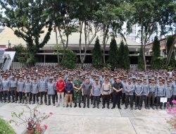 Pemko Banda Aceh Serahkan 670 Anggota Linmas Kepada Polresta