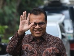 Nezar Patria Buka-bukaan Masa Depan Media di Depan Wartawan