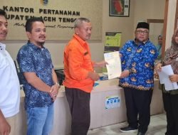 BPN Agara Serahkan Sertifikat Tanah Milik Pemkab Aceh Tenggara