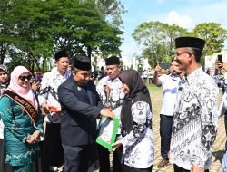 Pj Bupati Aceh Besar Irup Peringatan HGN dan HUT Ke-79 PGRI serta HUT KORPRI ke-53