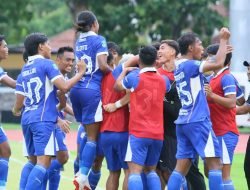 Adhyaksa FC Bertekad Jaga Asa Ke 8 Besar