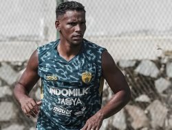 Menanti Debut Eber Bessa Di Laga Melawan PSIS Semarang