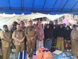 Pemkab Agara Salurkan Bantuan Masa Panik Kepada Korban Kebakaran Biak Muli