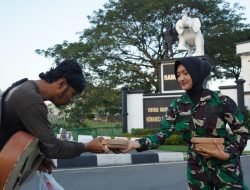 Kodam IM Bagikan 217 Paket Makanan