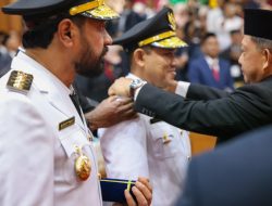 Mendagri Ungkap Pesan Prabowo Di Pelantikan Mualem-Dek Fadh