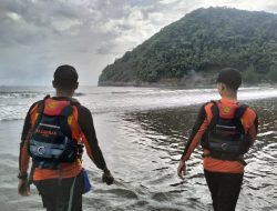 Remaja 16 Tahun Hilang Terseret Arus di Pantai Riting