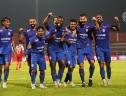 Arema FC Berlatih Untuk Fokus Jaga Performa