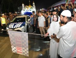 Gubernur Mualem Santuni Anak Yatim dan Lepas Pawai Takbir Idul Fitri 1446 Hijriah