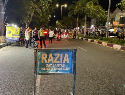 Sepmor dan Botol Miras Diamankan saat Razia di Banda Aceh
