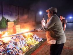 Produk Bersertifikat Halal yang Mengandung Unsur Babi Dimusnahkan