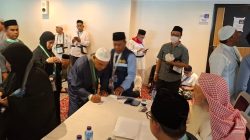 Jemaah Haji Aceh Terima Dua Ribu Riyal dari Wakaf Baitul Asyi