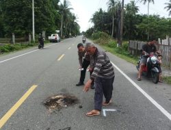 Pelajar Tewas Tabrak Dump Truck di Aceh Barat