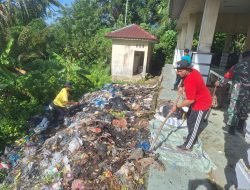 14 Tahun Menumpuk, Muspika Dan Warga Angkut Sampah Ke TPA
