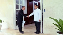 Presiden Prabowo Subianto diminta untuk segera mencopot Budi Arie Setiadi dari jabatan Menteri Koperasi