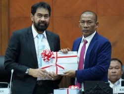 DPRA Serahkan Laporan Hasil Reses I kepada Pemerintah Aceh