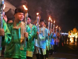 Asisten III Sekda Aceh Lepas Peserta Pawai Takbir Idul Adha