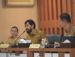 Mualem Pimpin Rapim, Dorong Percepatan Realisasi APBA 2025