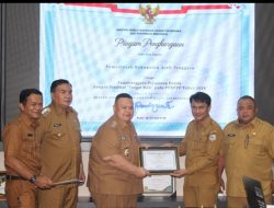 Disdukcapil Agara Raih Penghargaan PEKPPP Dari Kemenpan RB