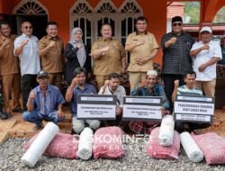 Pemkab Agara dan Distanbun Aceh Salurkan Bibit Bawang Merah Pada Kelompok Tani