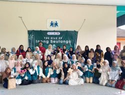 Remaja Putri Belajar Kesehatan Reproduksi