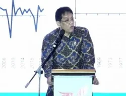 Roasting Rocky Gerung, Menkeu Purbaya: Belajar Ekonomi Lagi Pak!