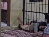 Viral Polisi Izinkan Tahanan Peluk Anak
