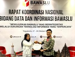 Panwaslih Abdya Raih Anugerah KIP Secara Berturut-Turut dari Bawaslu RI