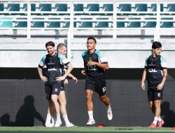 Akui Tekanan Tinggi, Rian Siap Bawa Persebaya Bangkit Lawan Persis Solo