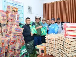 Kemenag Aceh Besar Antar 3 Ton Bantuan ke Wilayah Tengah Aceh